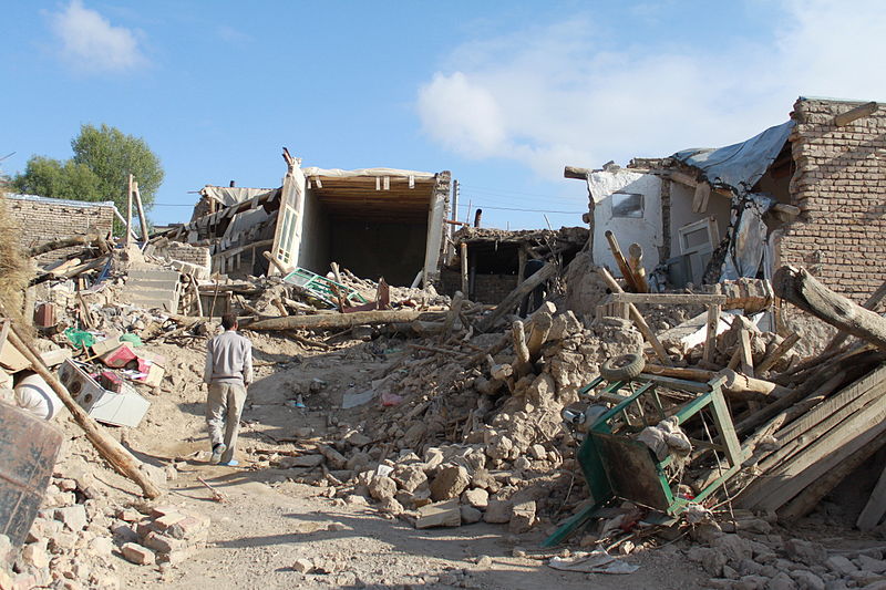 Bam earthquake aftermath Image Mardetanha