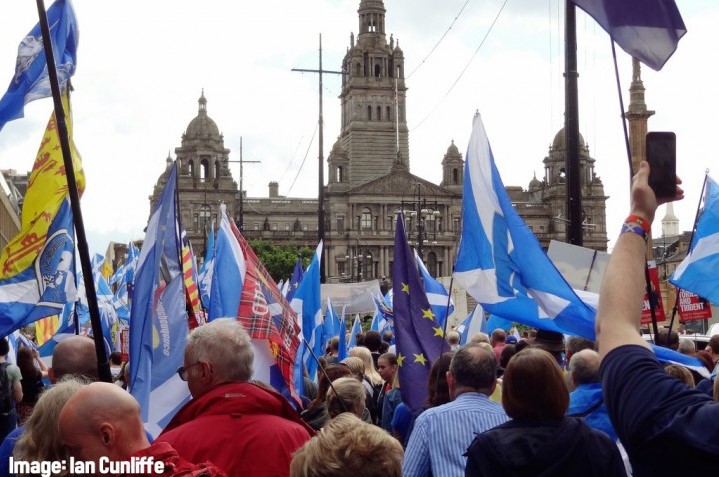 Referendum Flags Image Ian Cunliffe