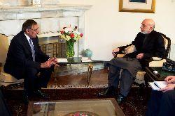 Afghanistan President, Hamid Karzai, and US Secretary of Defense, Leon E. Panetta, meeting on 15 March. Photo: Secretary of Defense