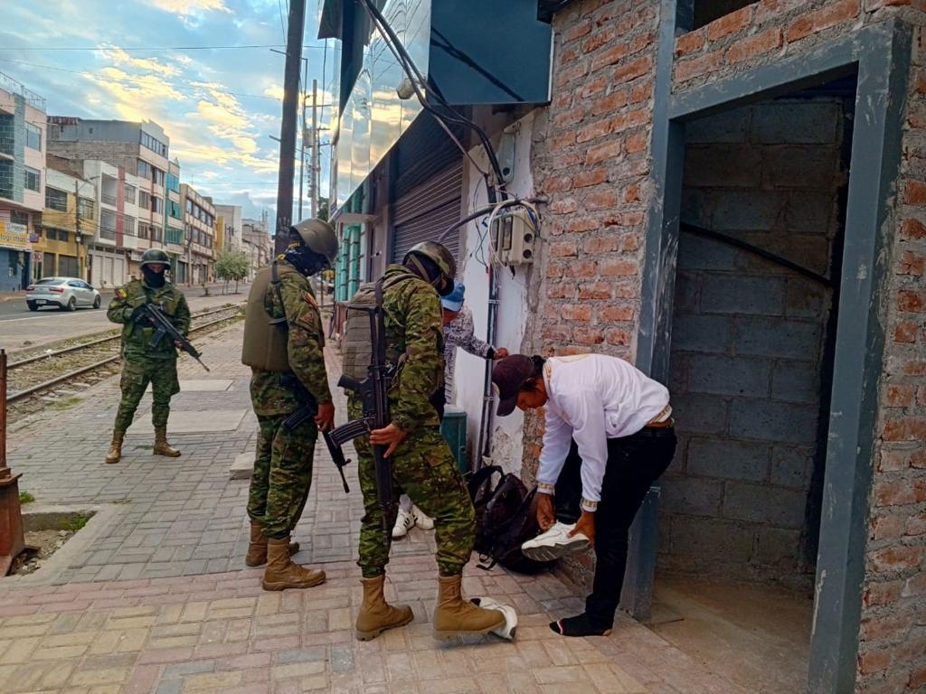 Soldiers Image Ejército Ecuatoriano Twitter