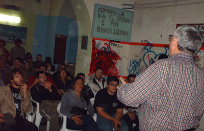 Alan Woods speaks to HoV meeting in Santa Maria Capua Vetere, Caserta