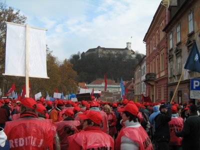 Massive workers’ rally in Slovenia – threat of a general strike to come