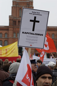 30,000 demonstrators responded to the appeal of the 'We Won’t Pay For Your Crisis' alliance in Berlin. Photo by steffenz on flickr.