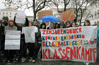 Germany: 100,000 on the streets in a massive student strike