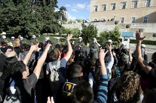 Demonstration in front of police station