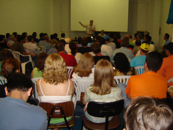 Alan Woods addresses Brazilian workers