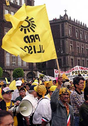 Mexico: mass protest against electoral fraud acquires insurrectionary proportions