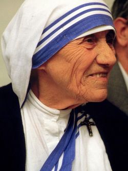 MotherTeresa -  Túrelio CC BY-SA 2.0 de