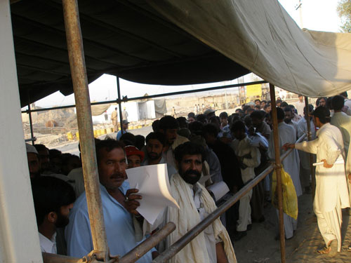 Threats to workers in struggle reinvigorates movement at Taunsa Barrage