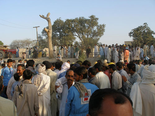 Threats to workers in struggle reinvigorates movement at Taunsa Barrage