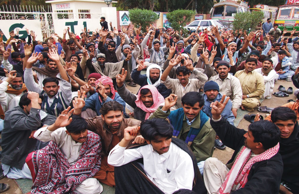 march-2011-al-ghazi-tractors