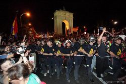 Madrid firefighters at the forefront of the demonstration. Photo: José Camó