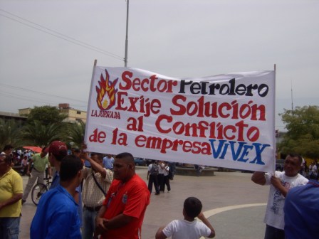 Marcha y carabana de los trabajadores de Vivex a Caracas