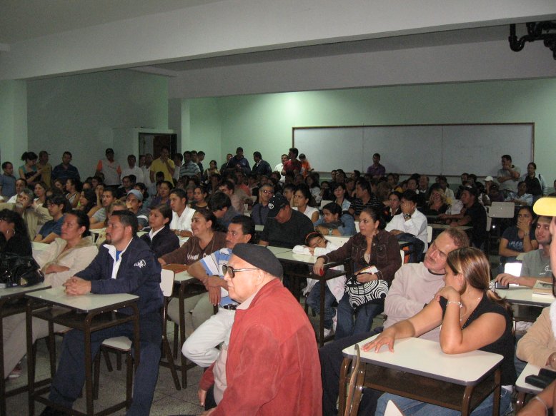 Venezuela: Lleno total en el acto de Alan Woods en la asamblea del Sindicato de Obreros de la ULA