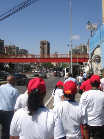 Venezuela: Tras marchar 300 kilometros desde Barcelona los trabajadores de Vivex esperan en Miraflores