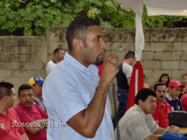 Félix Martínez Secretario General del Sindidcato Mitsubishi y otros dirigentes automotrices en asamblea de la UNT Anzoátegui. (Credito: Prensa UNT/C-CURA.)