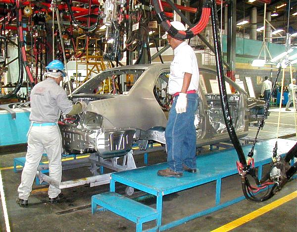 Venezuela: Los trabajadores de Mitsubishi toman la planta ensambladora